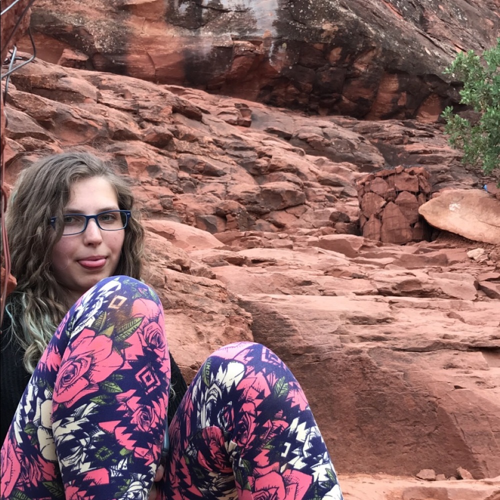 Meet your Posher, Brynne